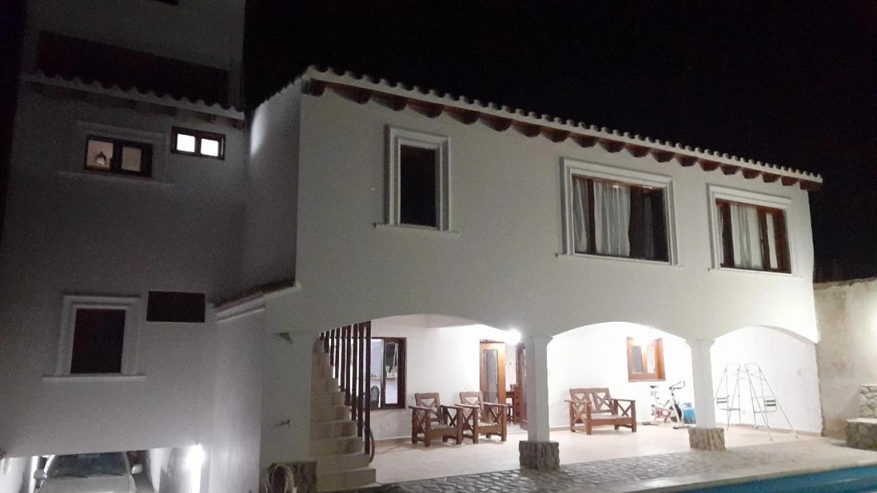 Hospedaje Lupe Cachí Exterior photo